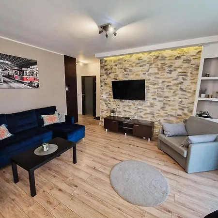 Julia By Livermo Air Conditioning 公寓 *