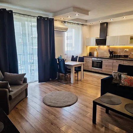 Julia Apartments By Livermo Air Conditioning *