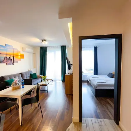 Julia By Livermo Air Conditioning Апартаменты