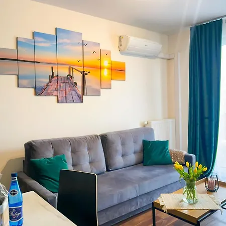 公寓 Julia By Livermo Air Conditioning 波兹南