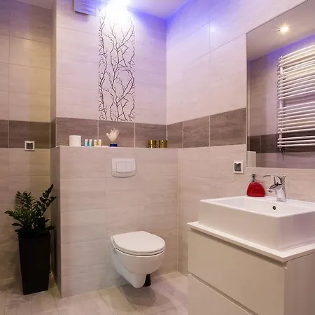 Julia By Livermo Air Conditioning *